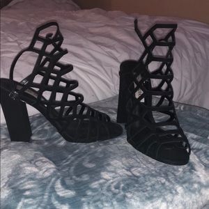 Steve Madden chunky heel size 5